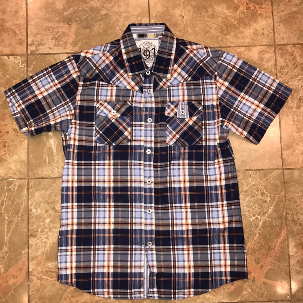 191 Unlimited Boys Plaid Button Down Shirt